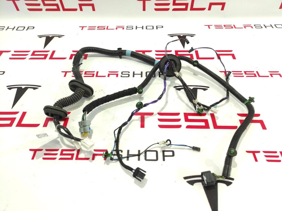 Проводка двери к Tesla Model S 2016