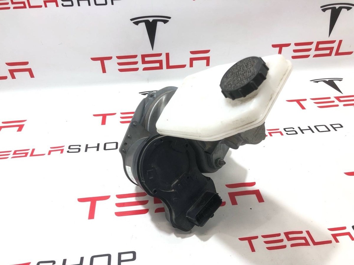 Вакуумный усилитель тормозов к Tesla Model Y 2021