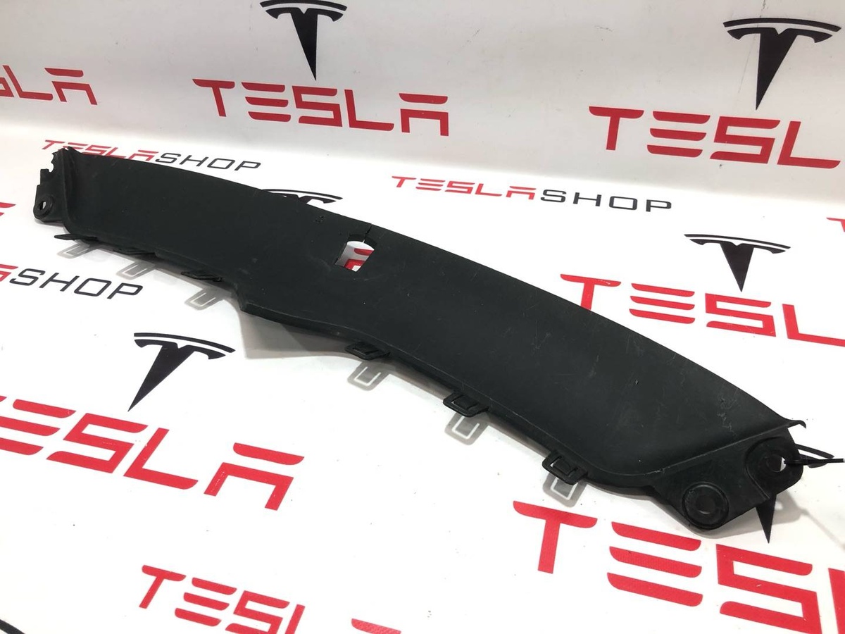 Молдинг бампера переднего к Tesla Model X 2019