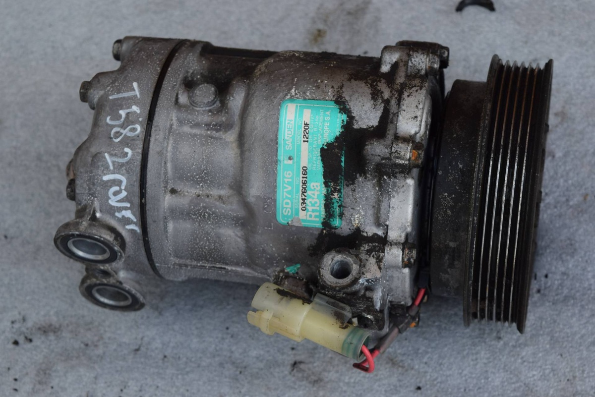 Компрессор кондиционера к Rover 45 2001