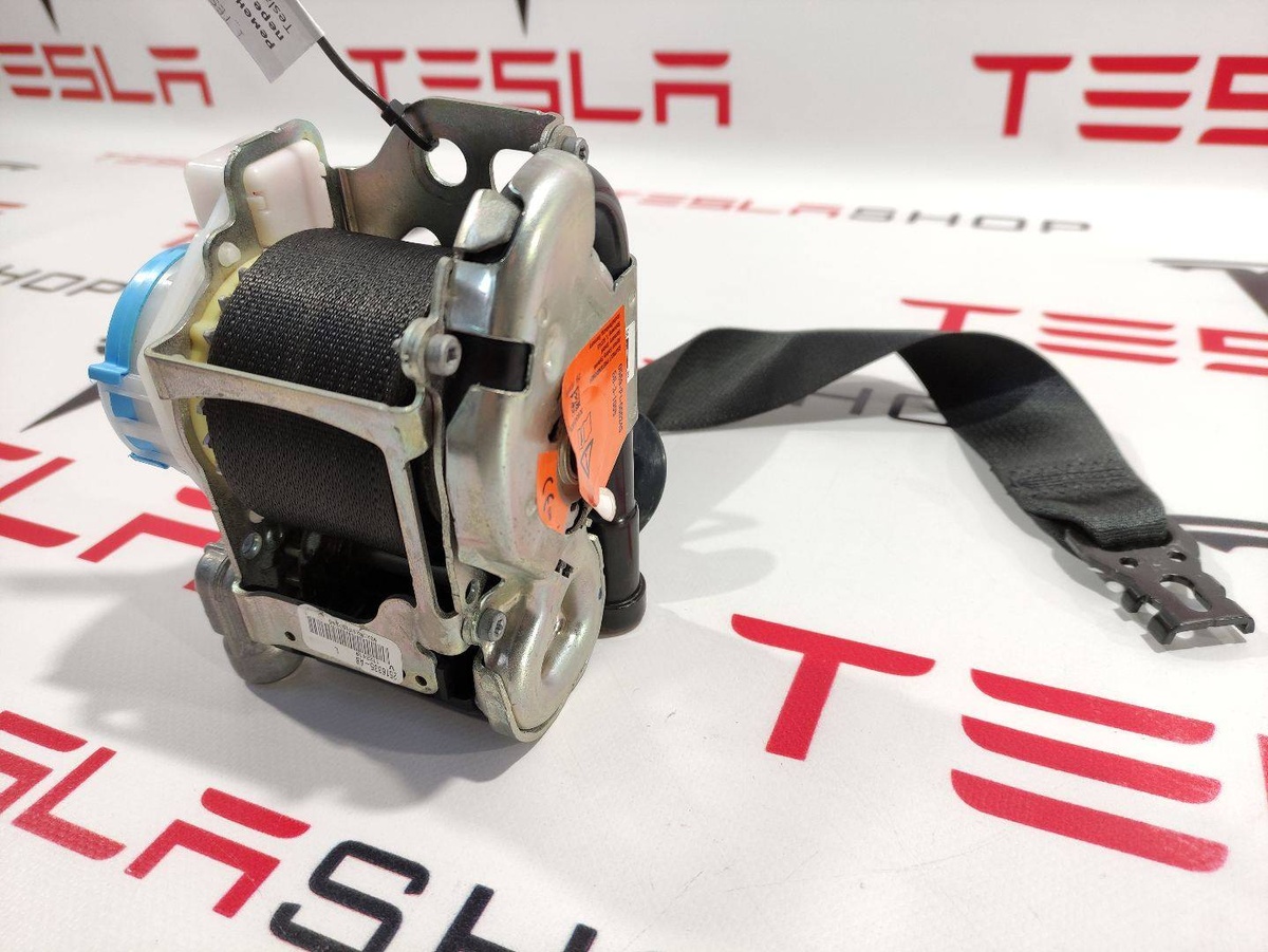 Ремень безопасности к Tesla Model X 2016