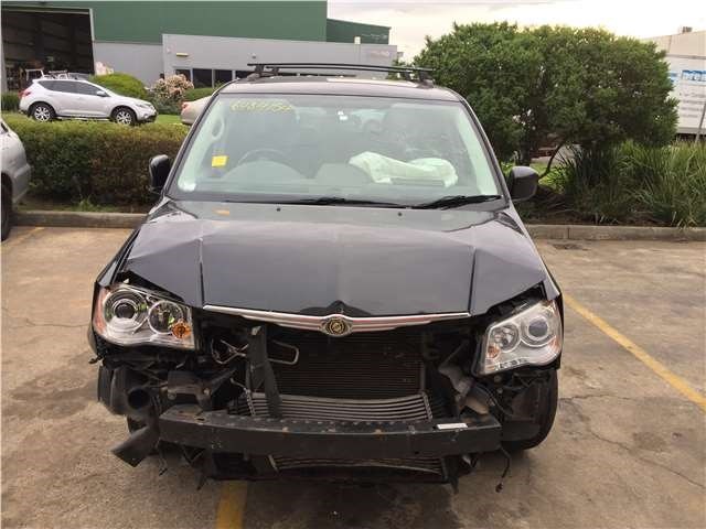Chrysler к Chrysler Voyager 2008