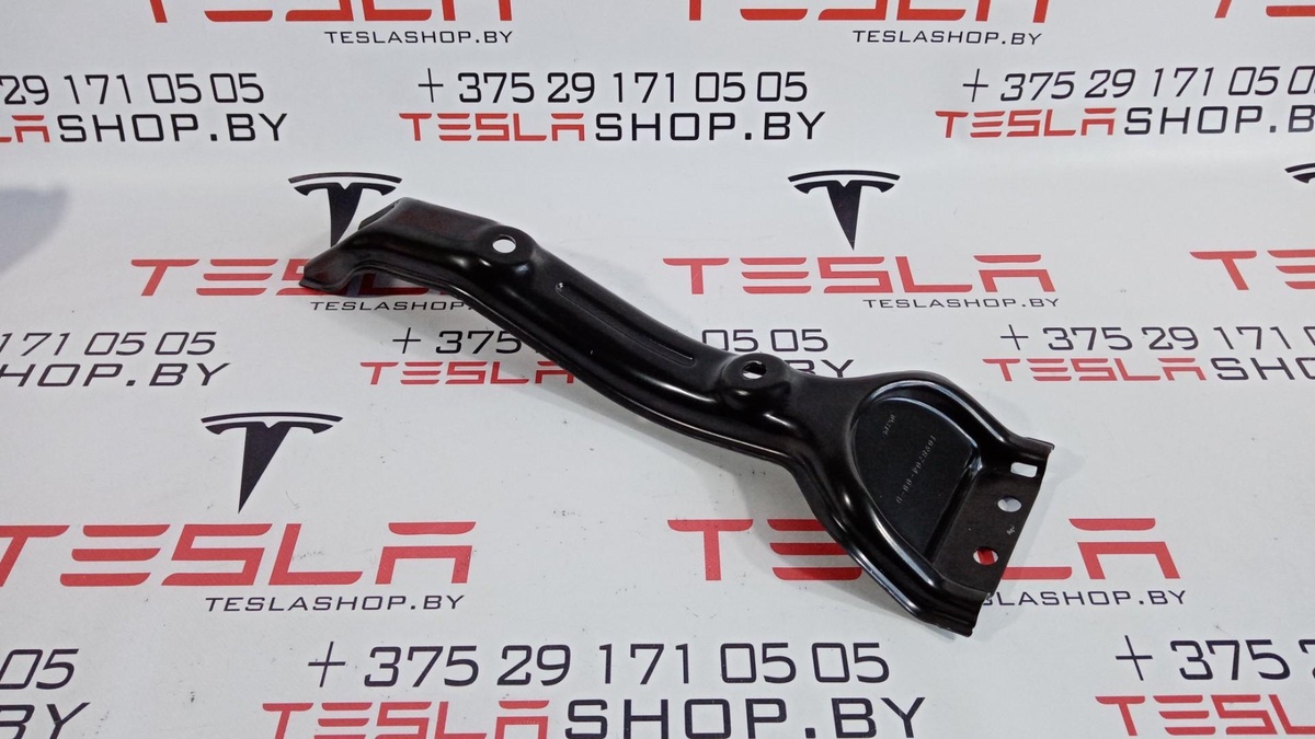 Прочая запчасть к Tesla Model 3 2019