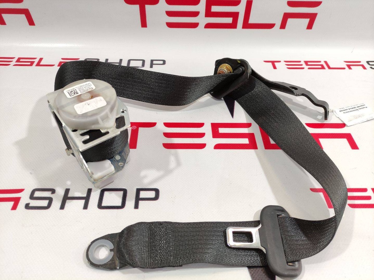 Ремень безопасности к Tesla Model S 2018