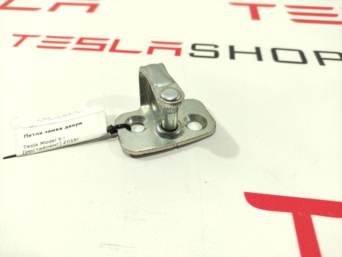 Петля двери к Tesla Model S 2016