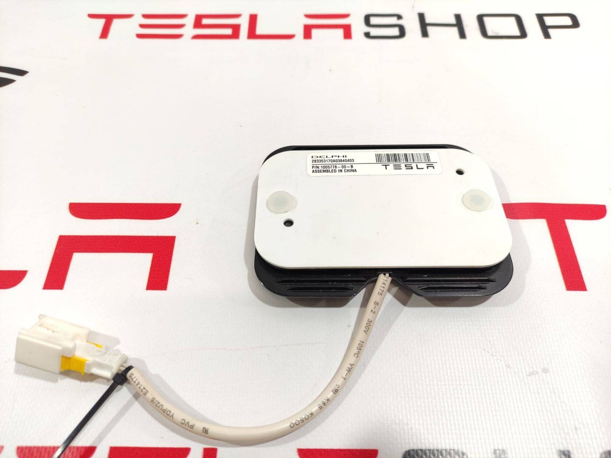 Сиденье заднее к Tesla Model S 2014