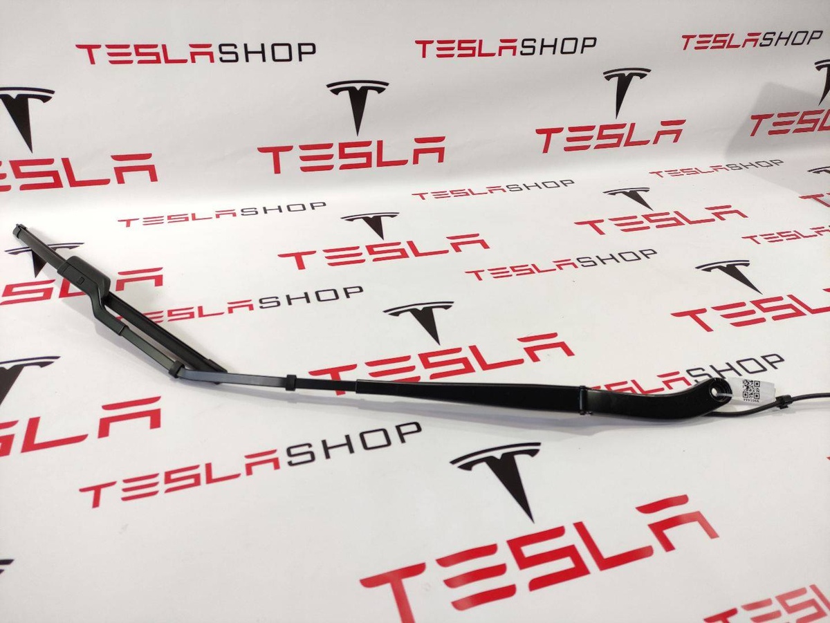 Щеткодержатель к Tesla Model Y 2020