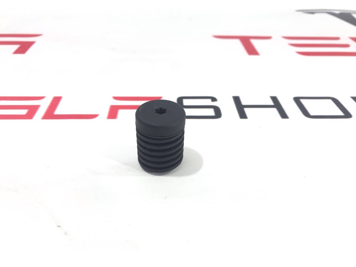 Отбойник капота (демпфер) к Tesla Model S 2021