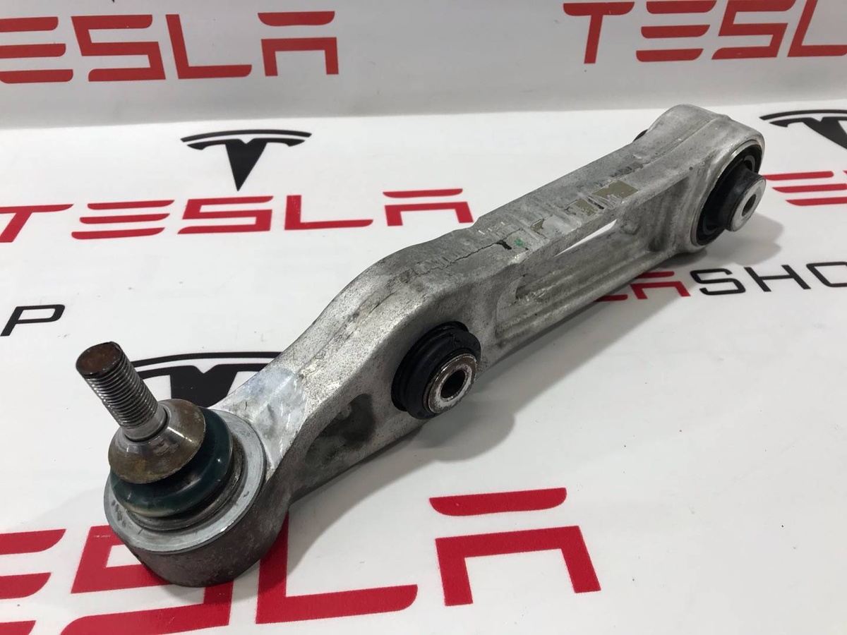 Рычаг передний к Tesla Model S 2013
