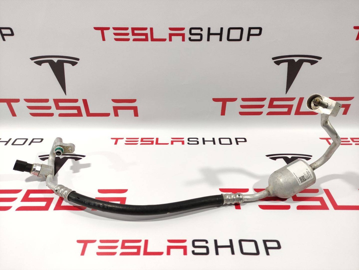Трубка кондиционера к Tesla Model X 2017
