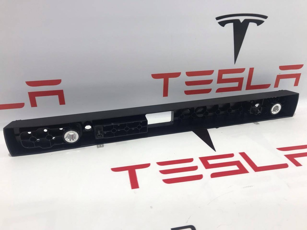 Сиденье переднее к Tesla Model S 2022