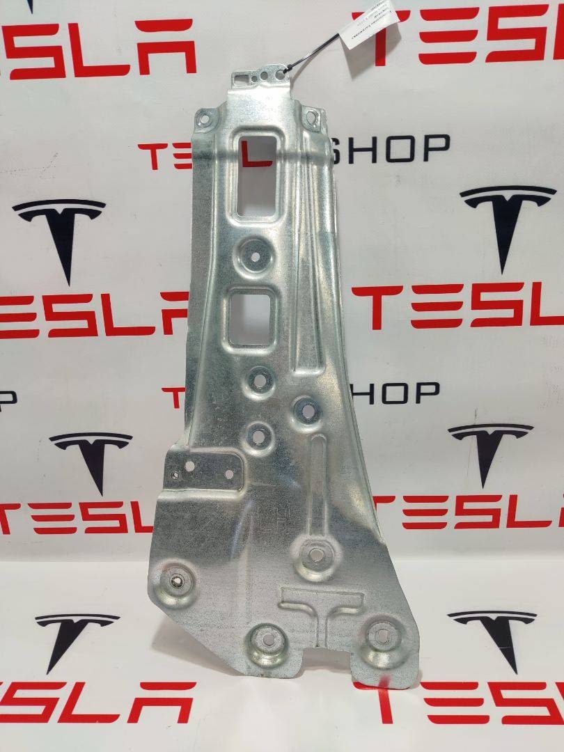 Механизм (прочие) к Tesla Model X 2019