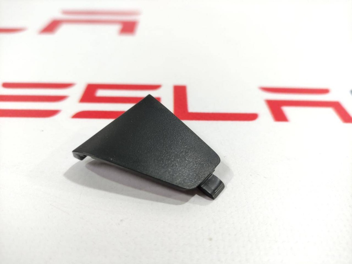 Заглушка к Tesla Model 3 2018