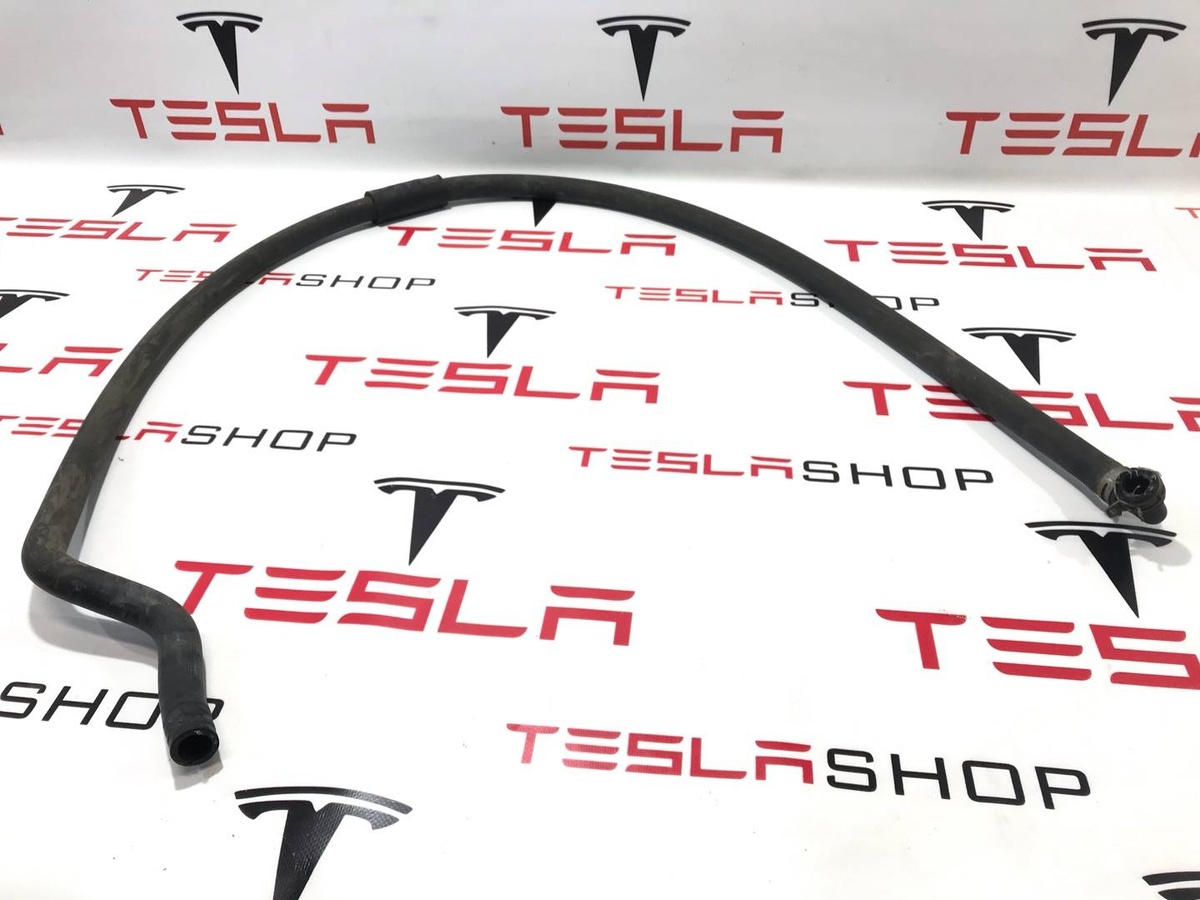 Трубка охлаждающей жидкости металлическая к Tesla Model S 2013