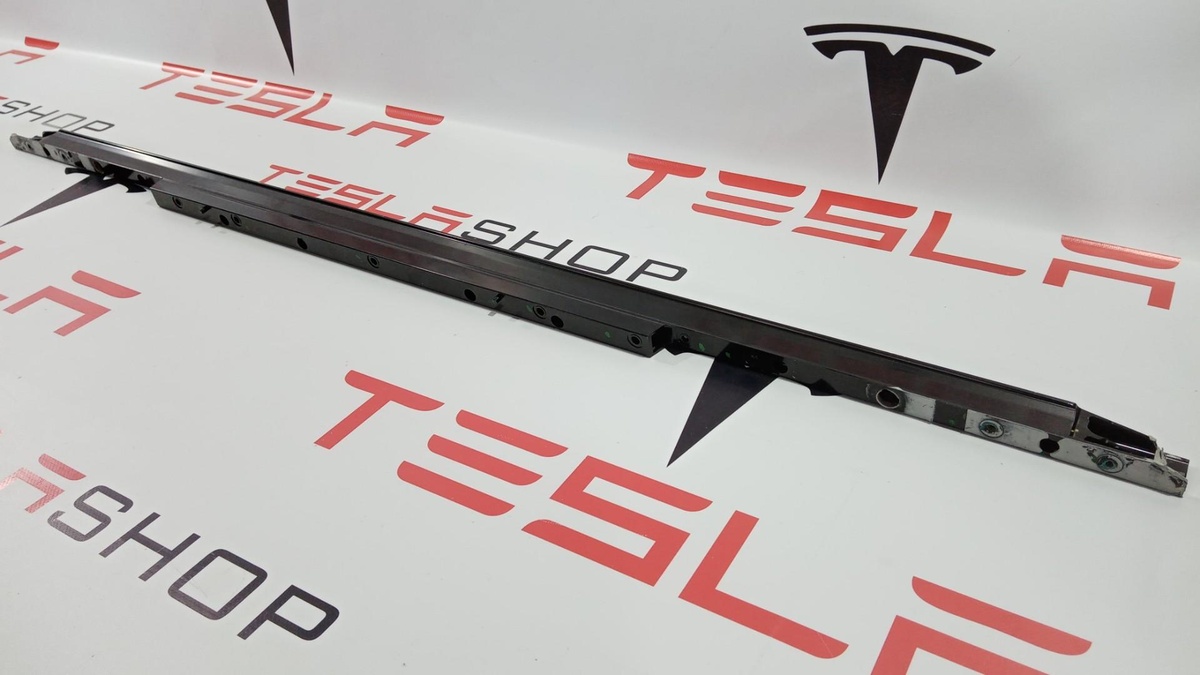 Капот к Tesla Model S 2015