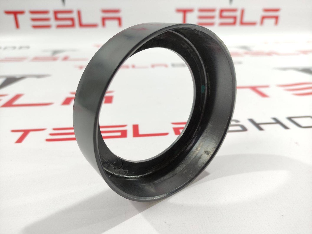 Шайба к Tesla Model S 2016