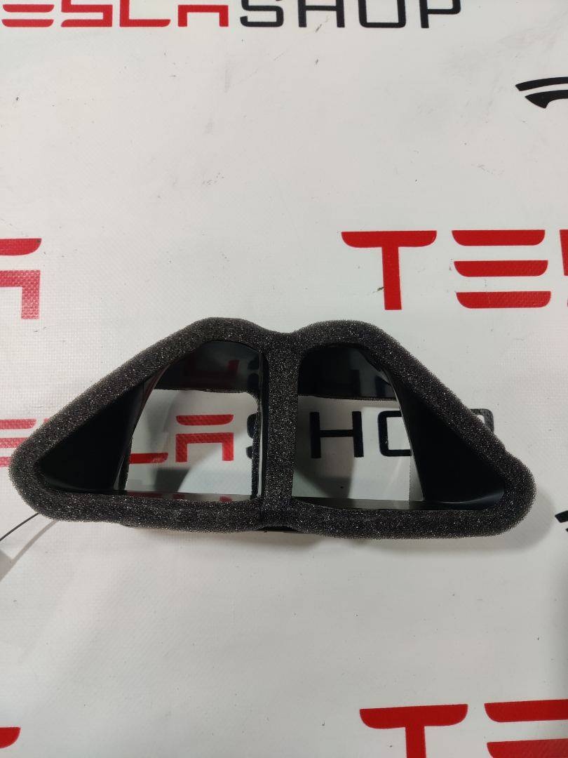 Воздуховод к Tesla Model Y 2021