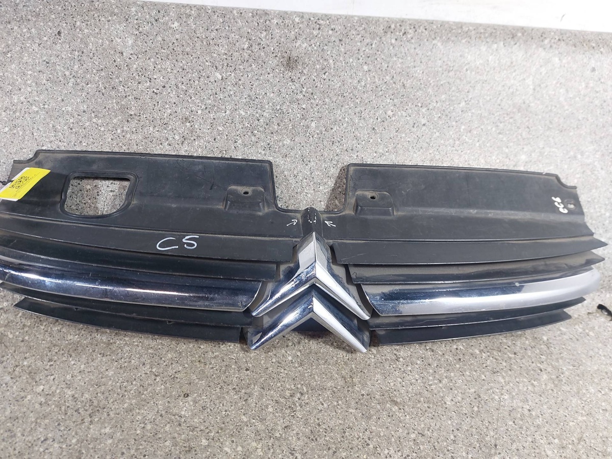 Решетка радиатора к Citroen C5 2002