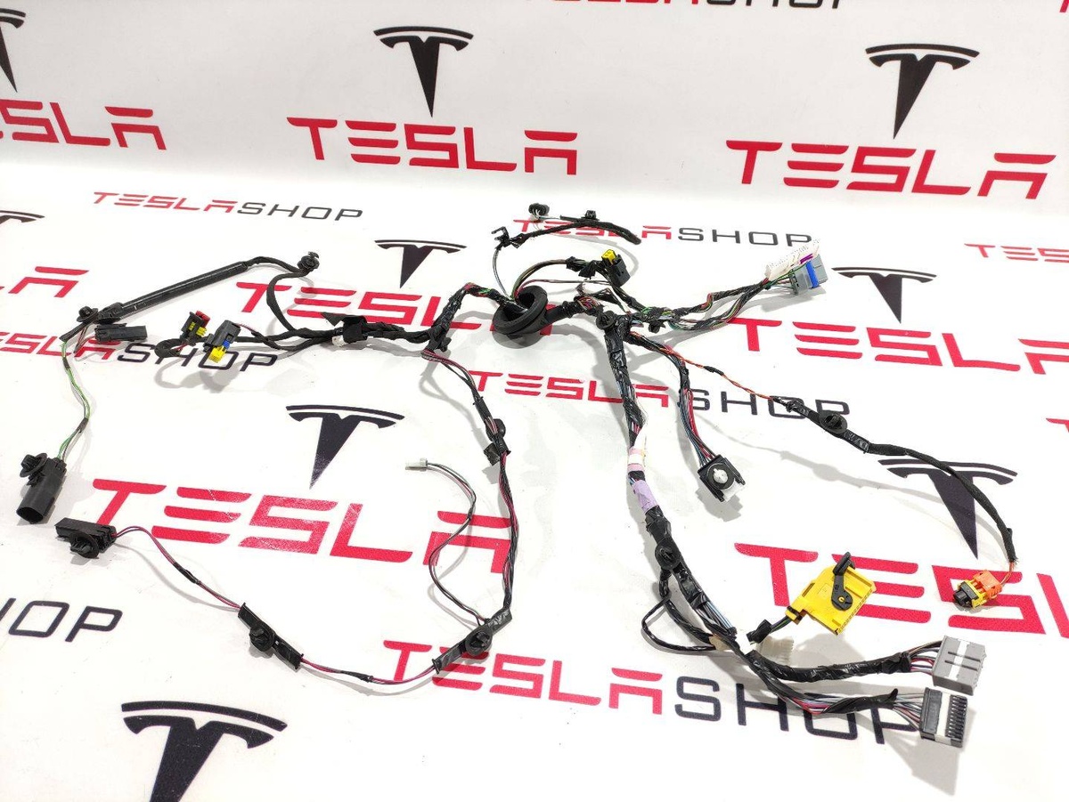 Проводка двери к Tesla Model X 2017