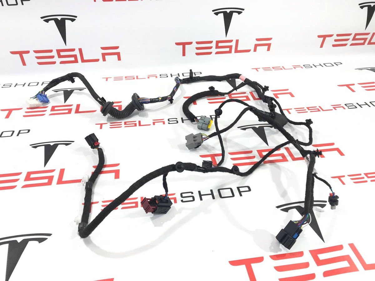 Проводка двери к Tesla Model S 2021