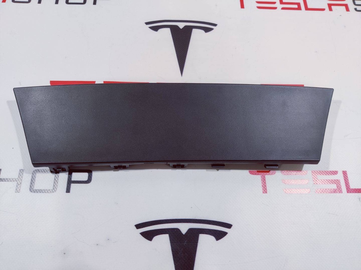 Заглушка к Tesla Model Y 2021