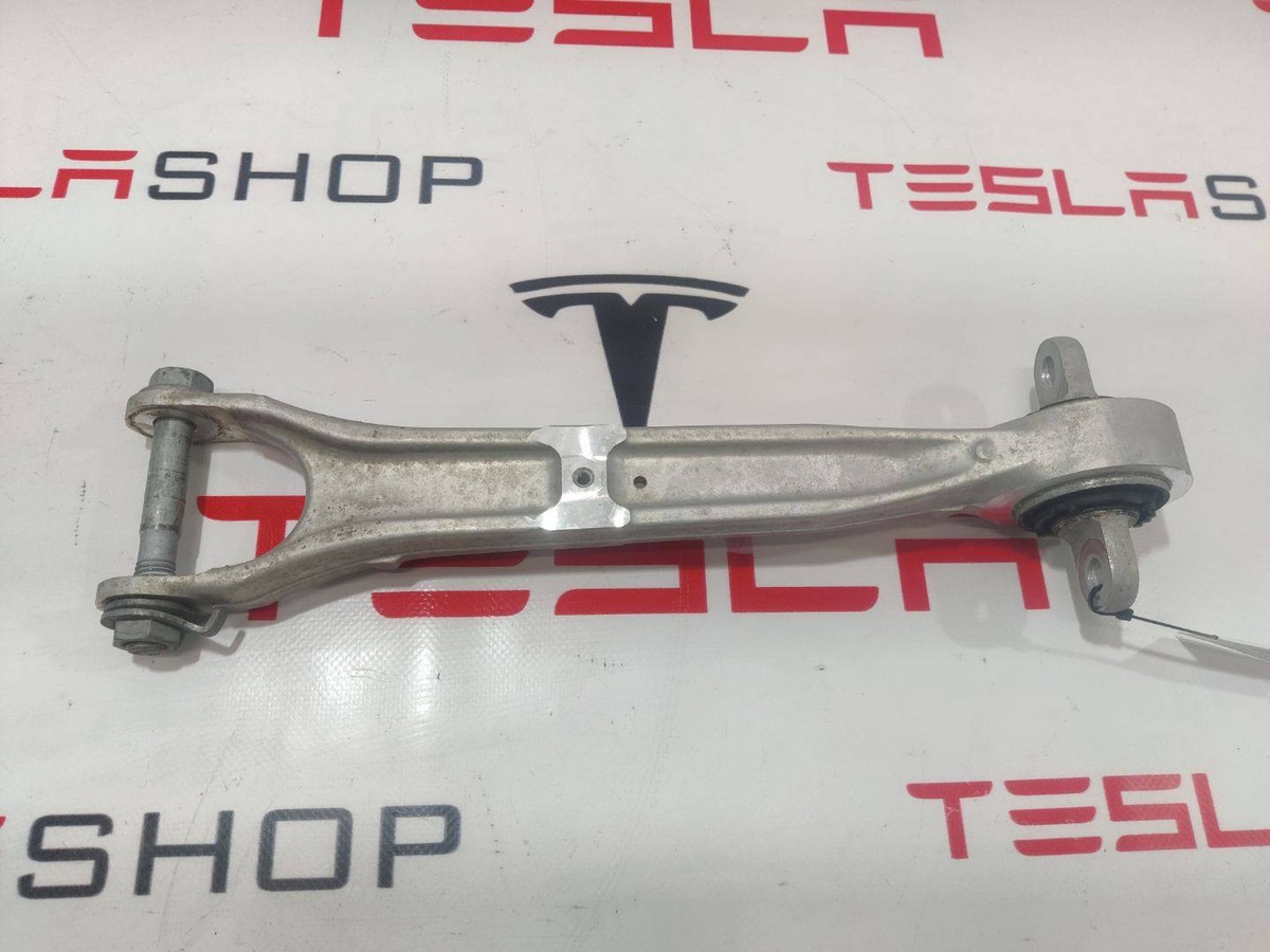 Рычаг задний к Tesla Model S 2021