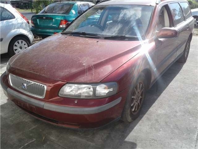 Volvo к Volvo V70 2001