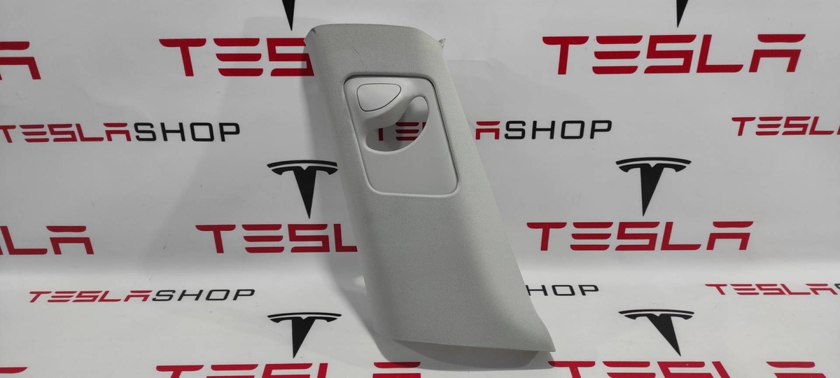 Обшивка стойки к Tesla Model 3 2021
