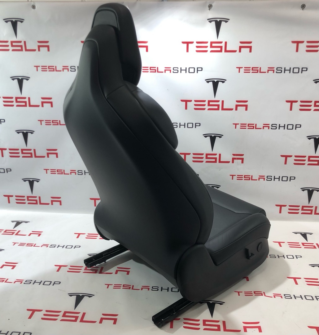 Сиденье переднее правое к Tesla Model X 2018