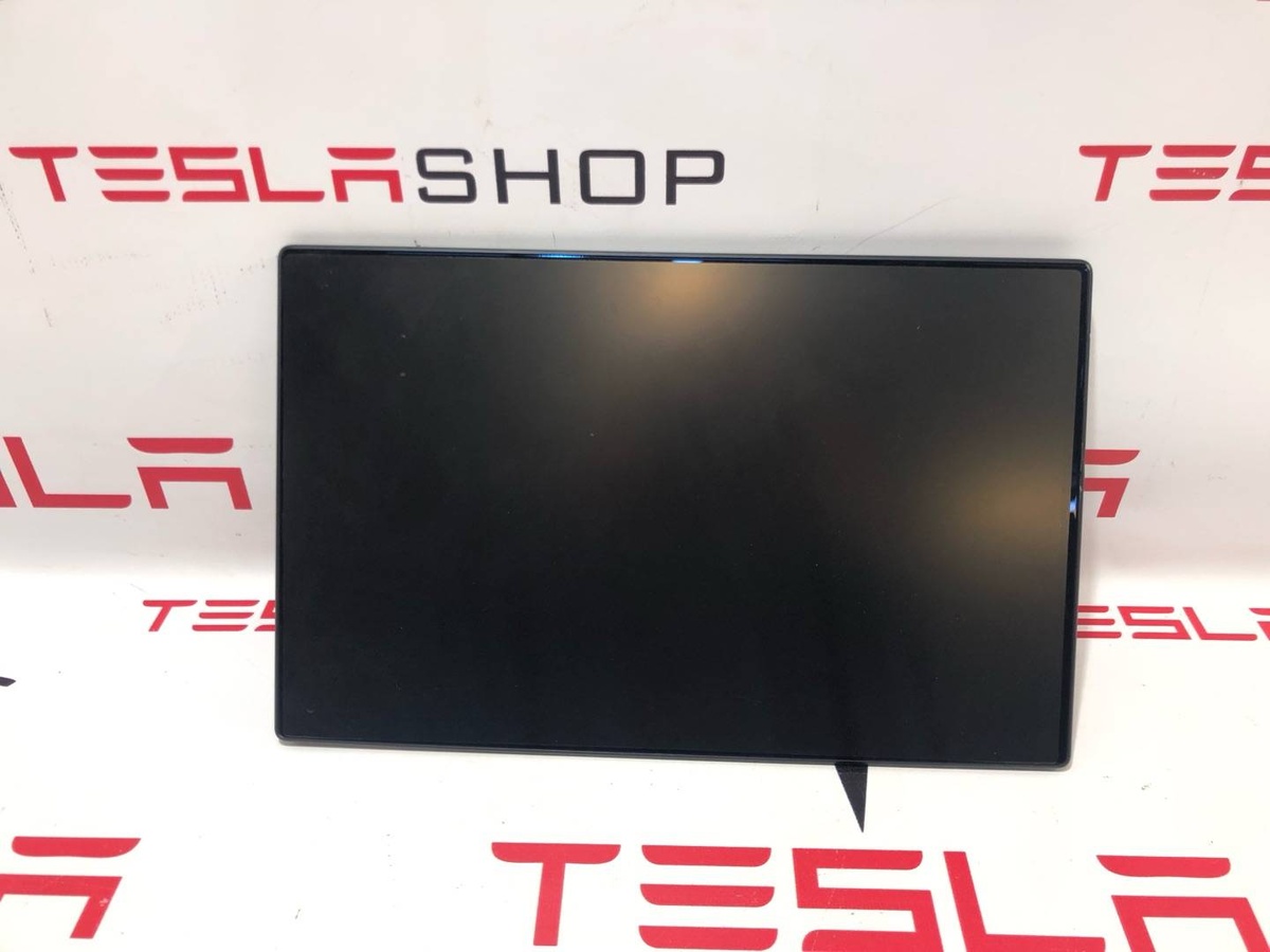 Монитор к Tesla Model S 2021