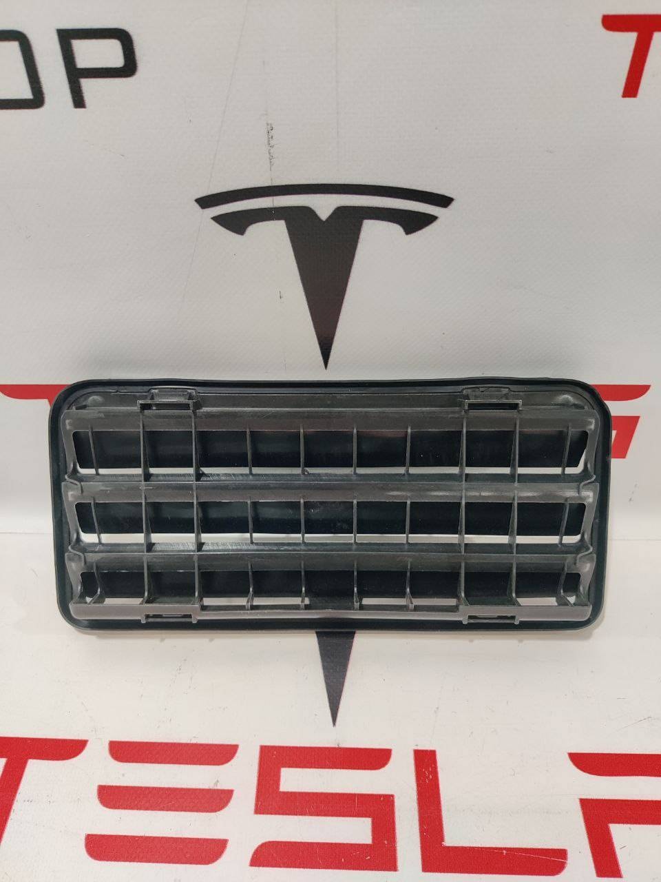 Клапан воздушный к Tesla Model 3 2021