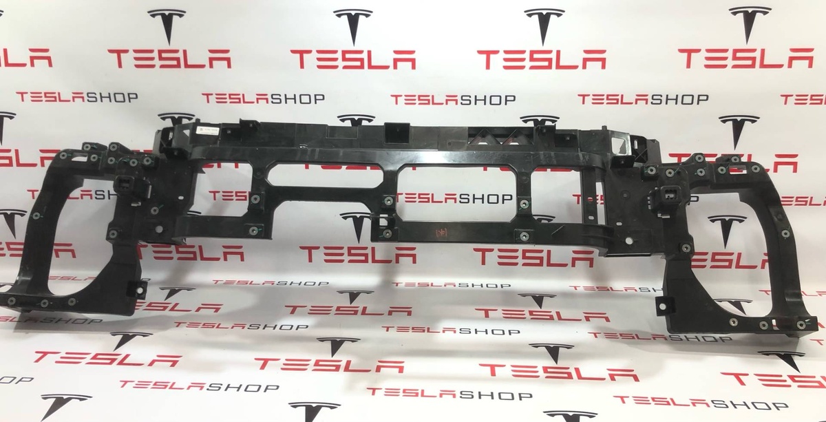 Передняя панель крепления облицовки (телевизор) к Li Auto L9 2024