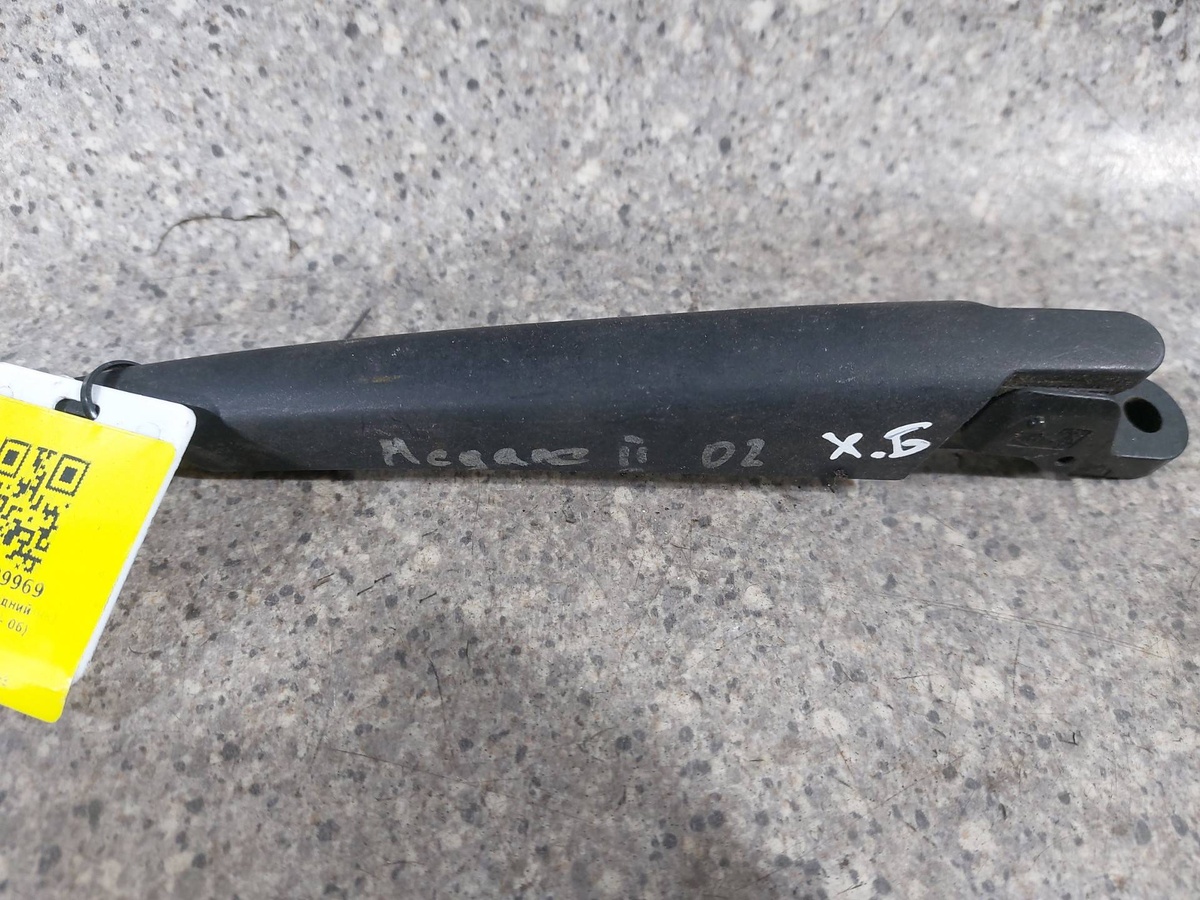Щеткодержатель задний к Renault Megane 2004