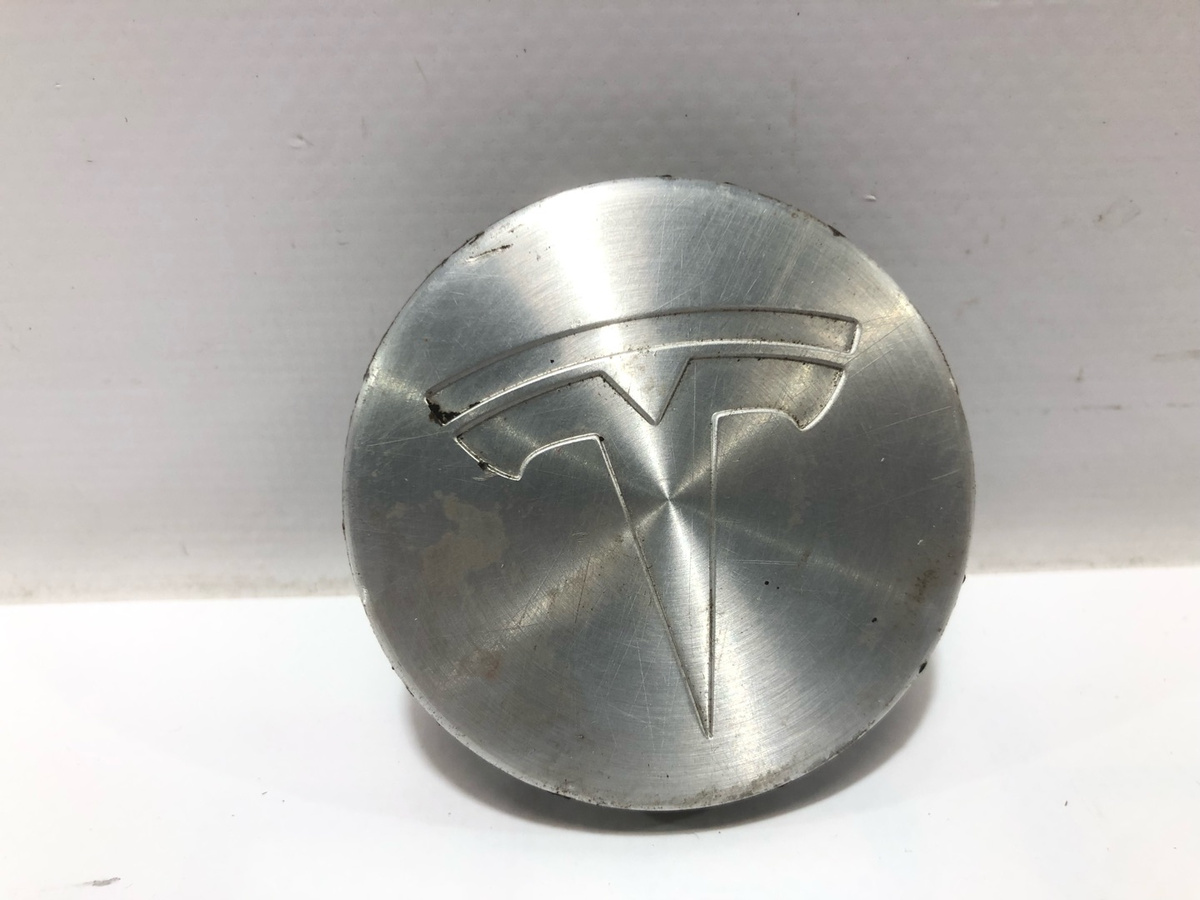 Колпачок литого диска к Tesla Model S 2013