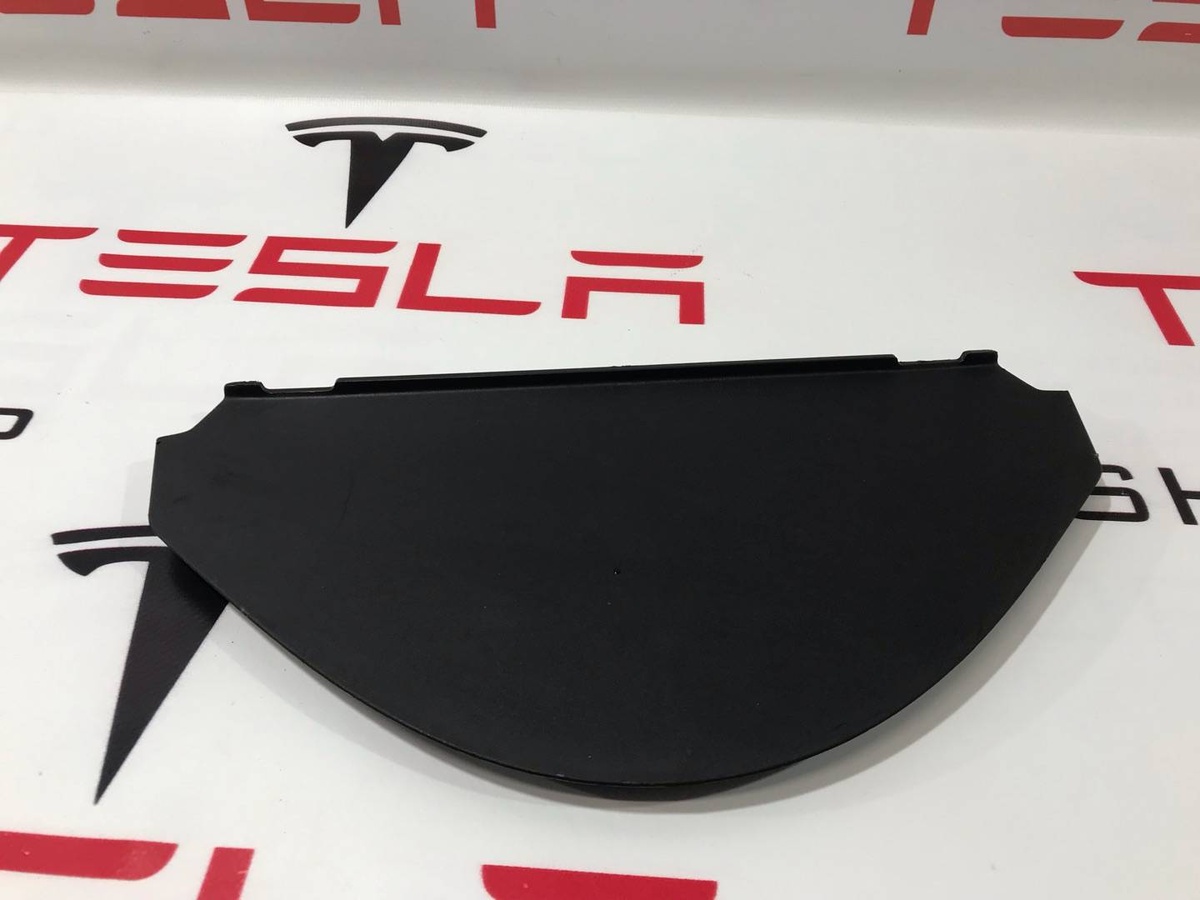 Монитор к Tesla Model S 2013