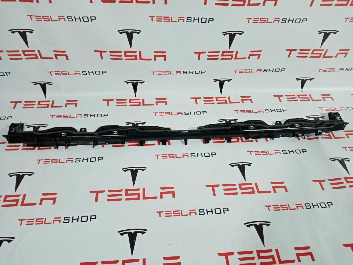 Кронштейн к Tesla Model 3 2019