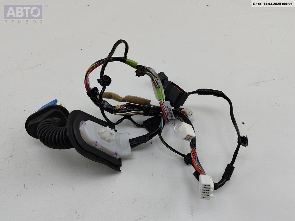 Проводка двери к Mazda 3 2004