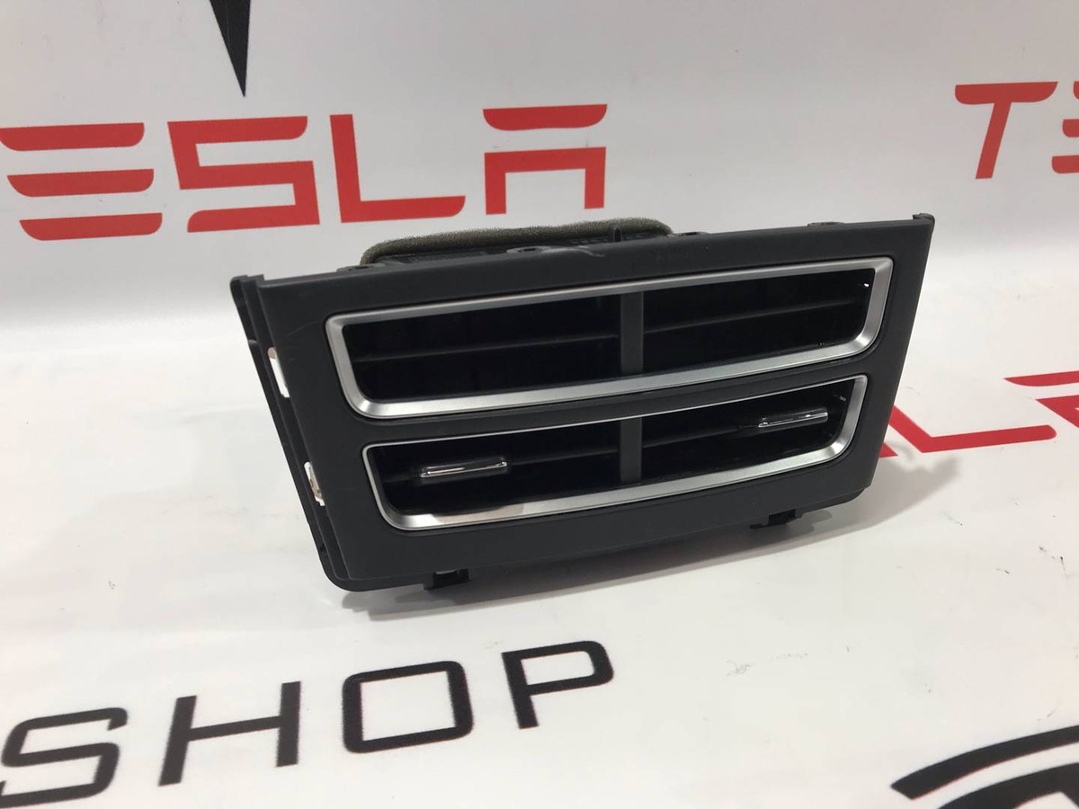 Воздуховод к Tesla Model S 2016