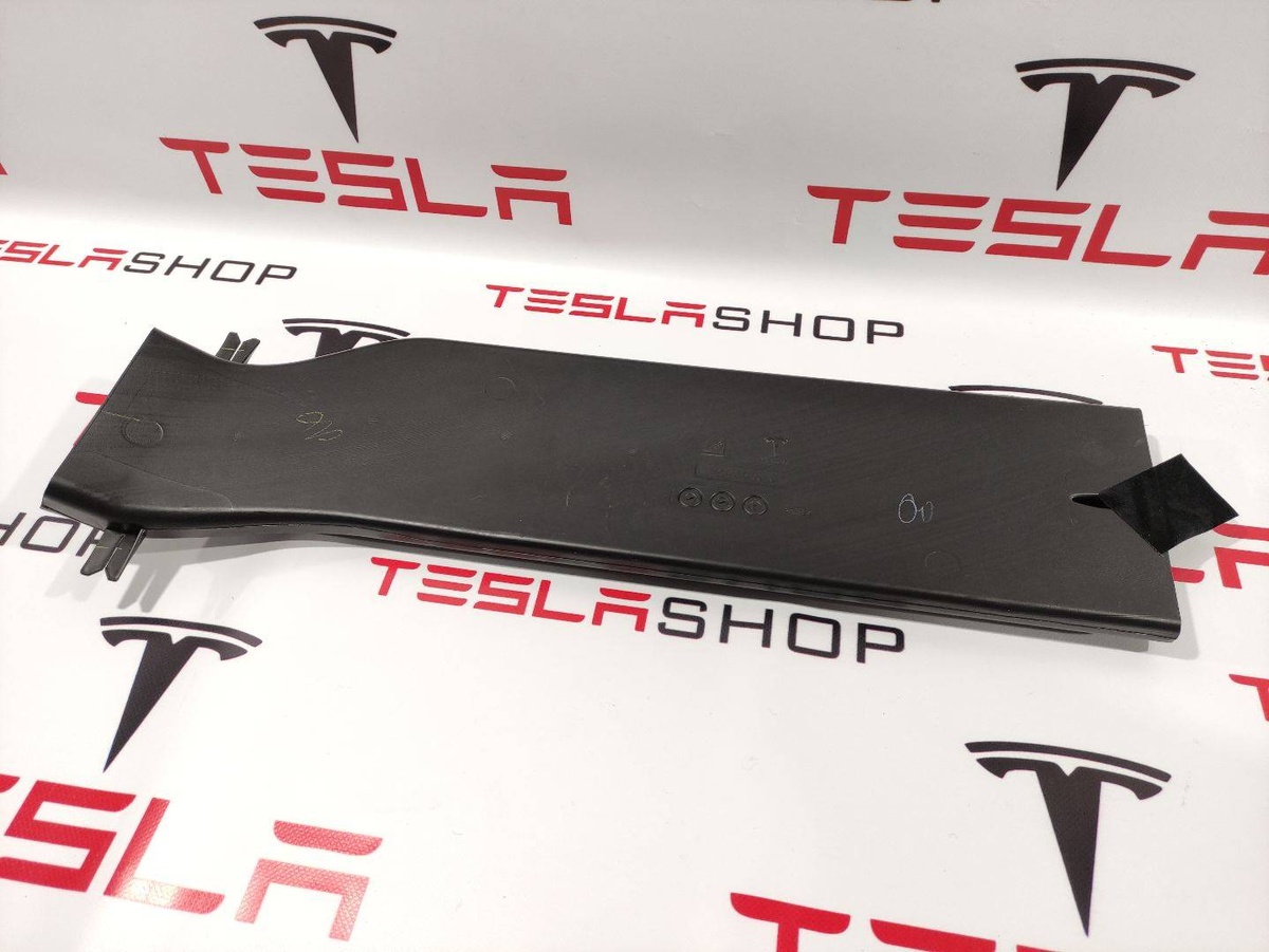 Воздуховод к Tesla Model X 2017