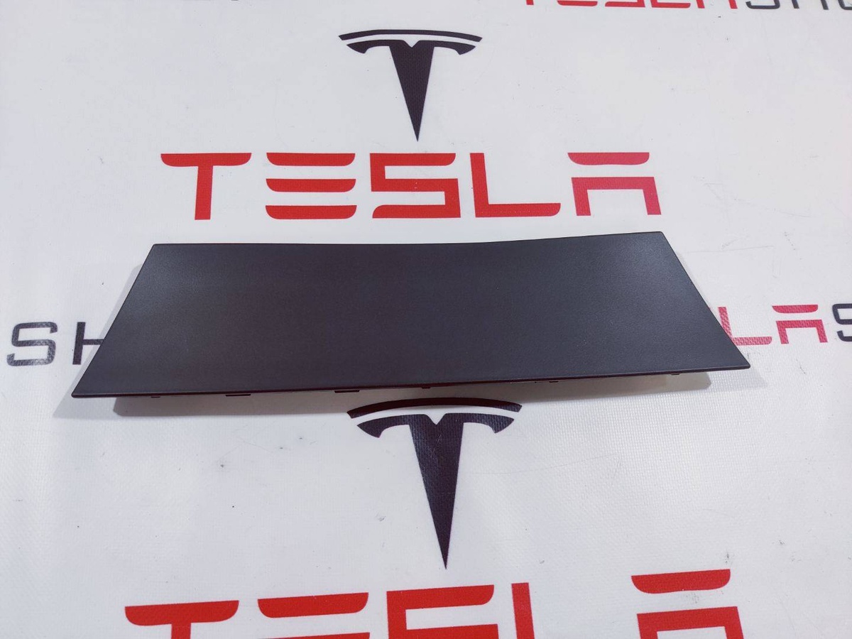 Заглушка к Tesla Model Y 2021