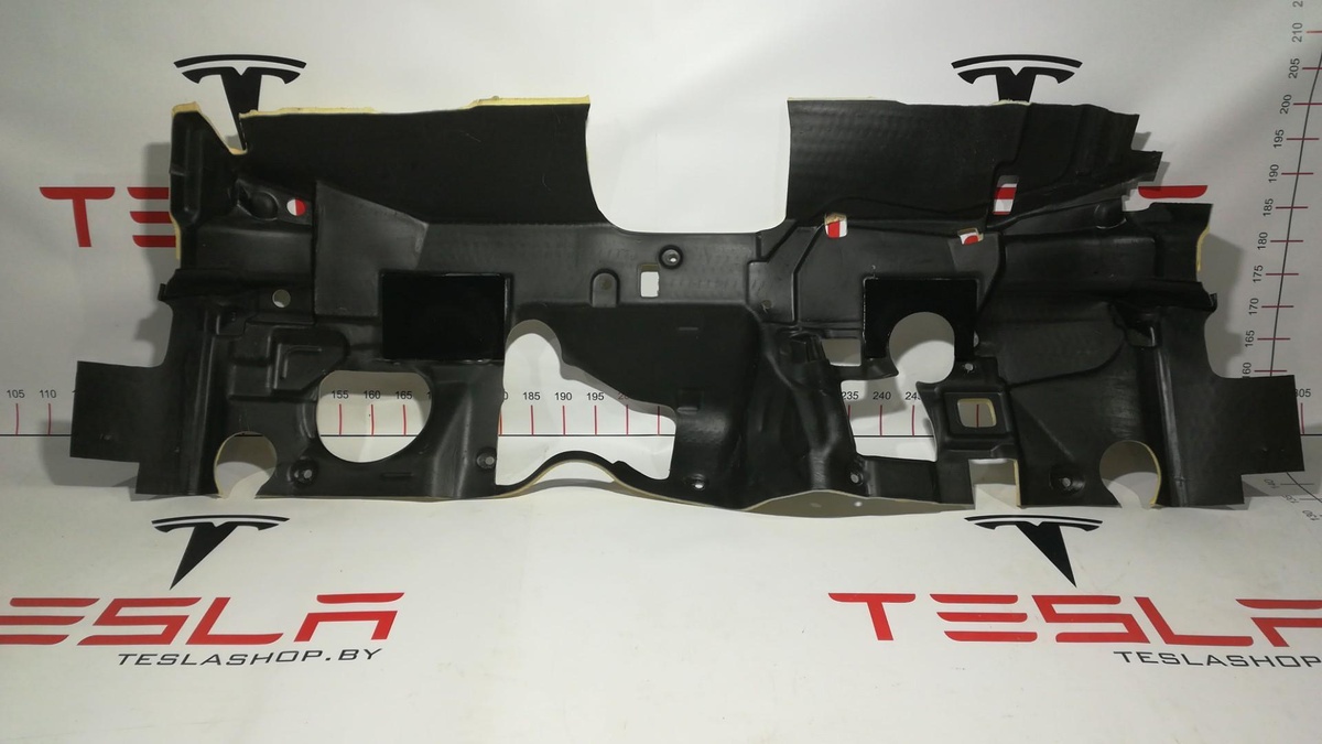 Шумоизоляция двигателя к Tesla Model 3 2019