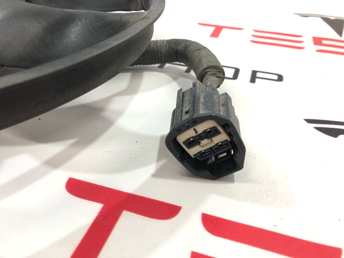 Вентилятор радиатора к Tesla Model S 2021