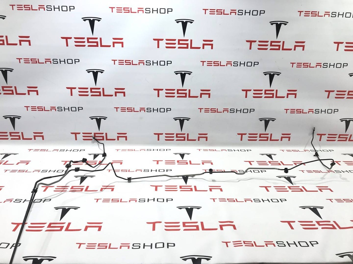Шланг тормозной к Tesla Model S 2015