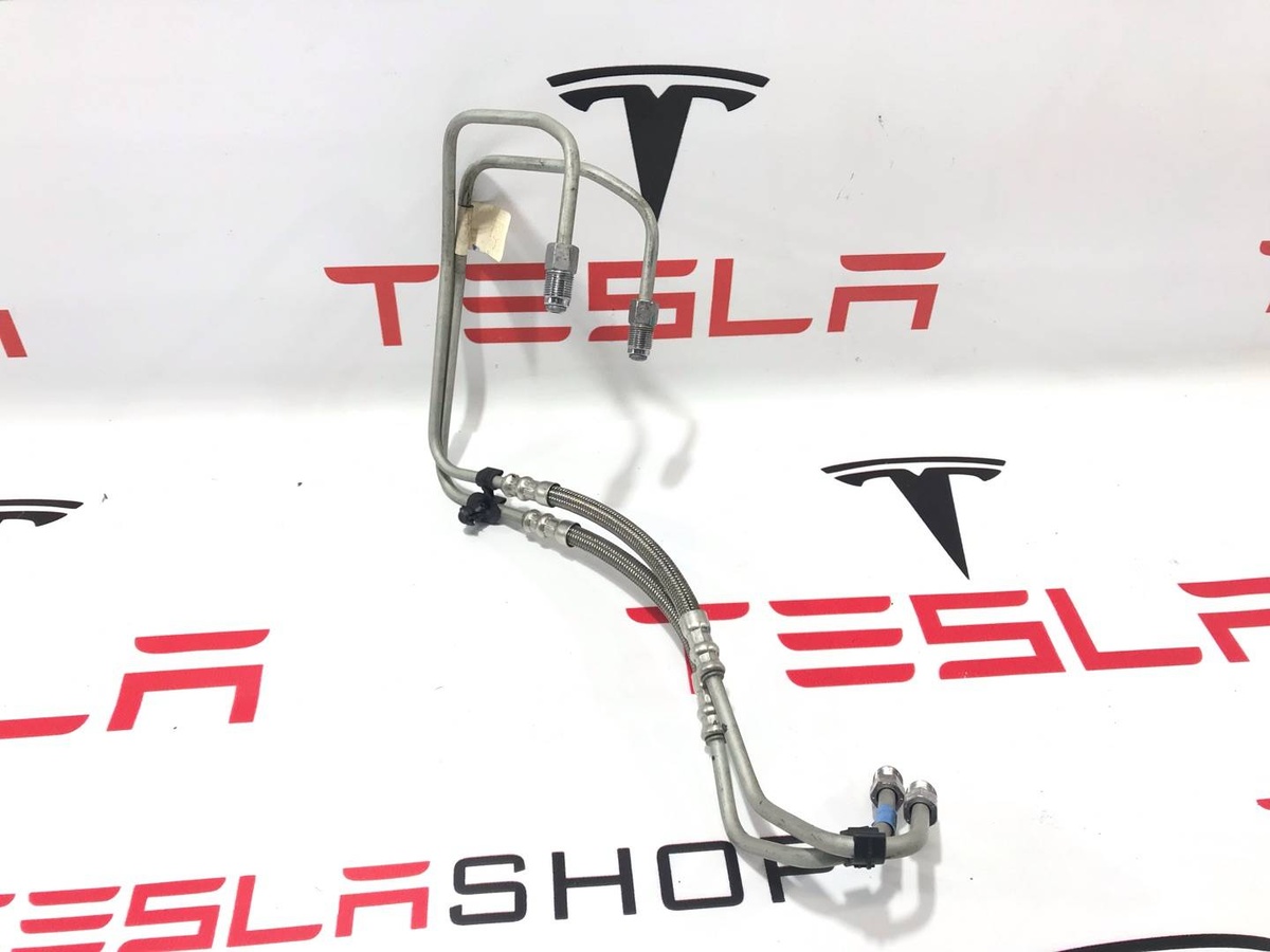 Шланг тормозной к Tesla Model 3 2020