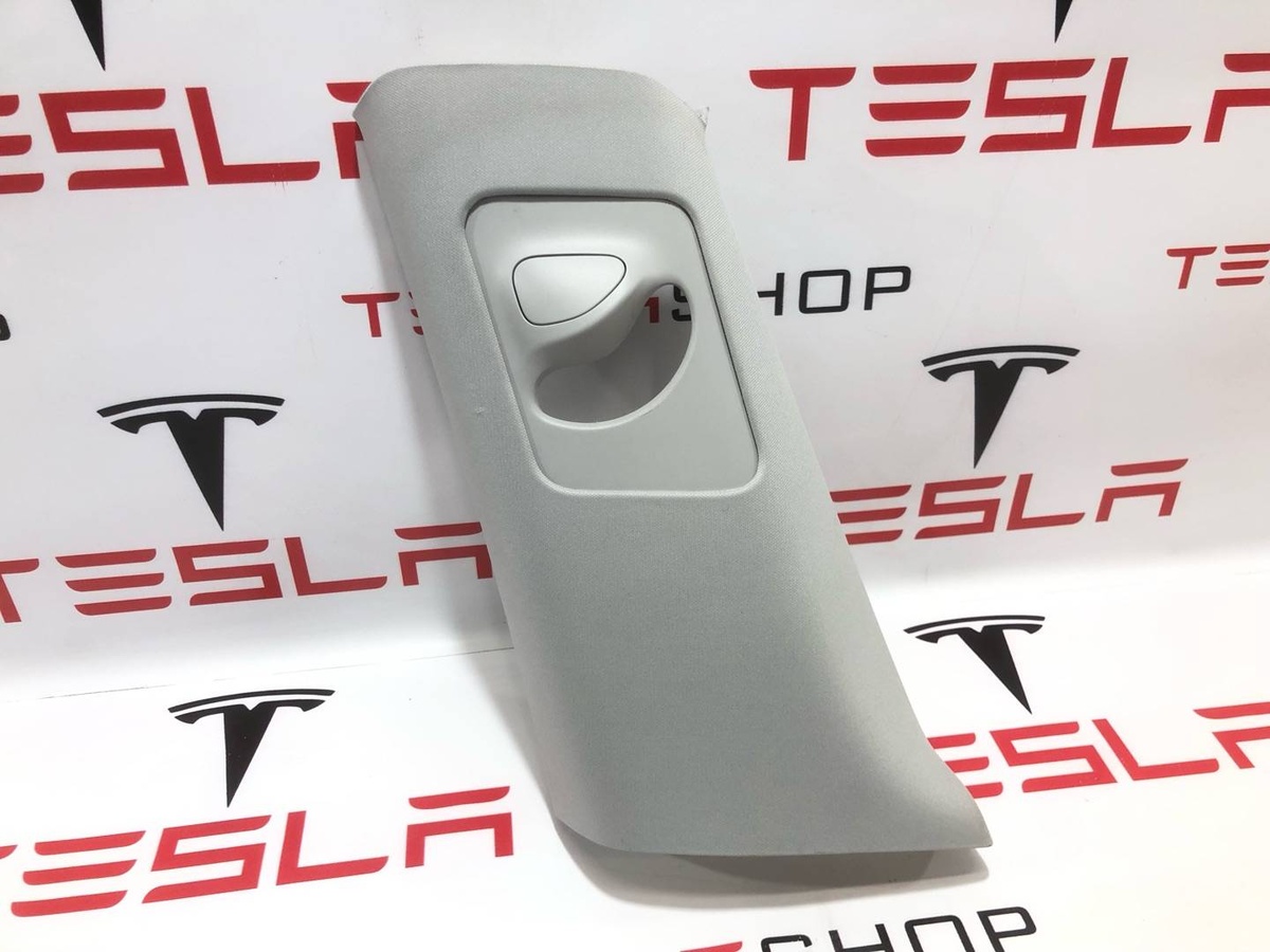 Обшивка стойки к Tesla Model 3 2020