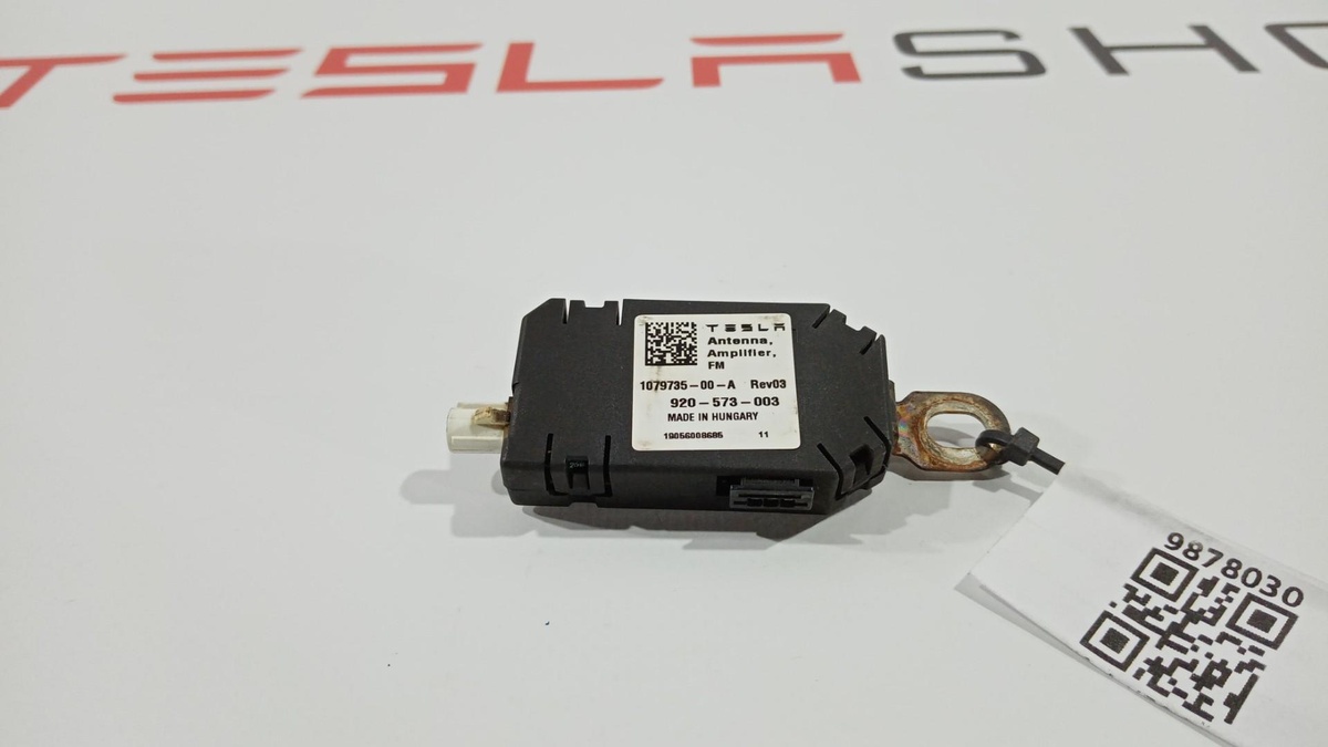 Усилитель антенны к Tesla Model 3 2019