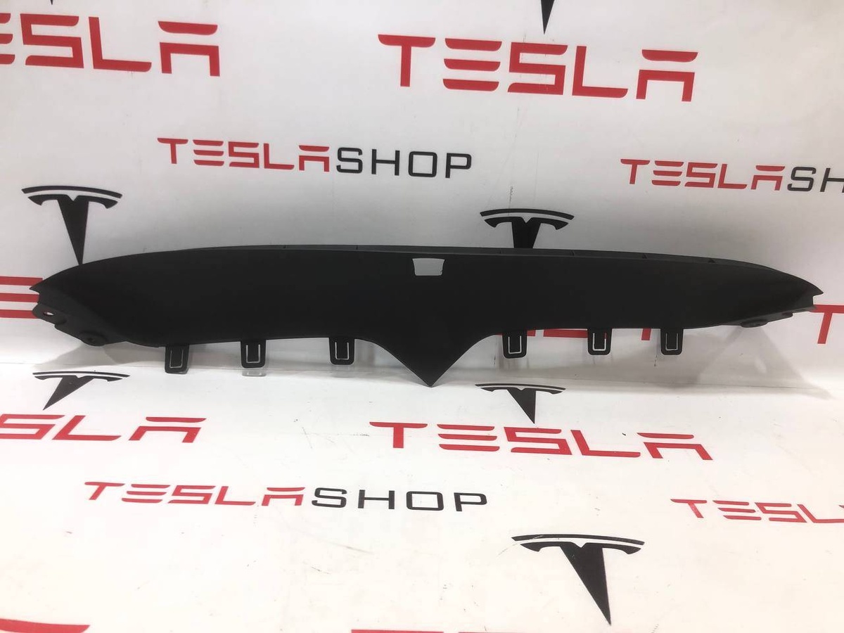 Молдинг бампера переднего к Tesla Model X 2021