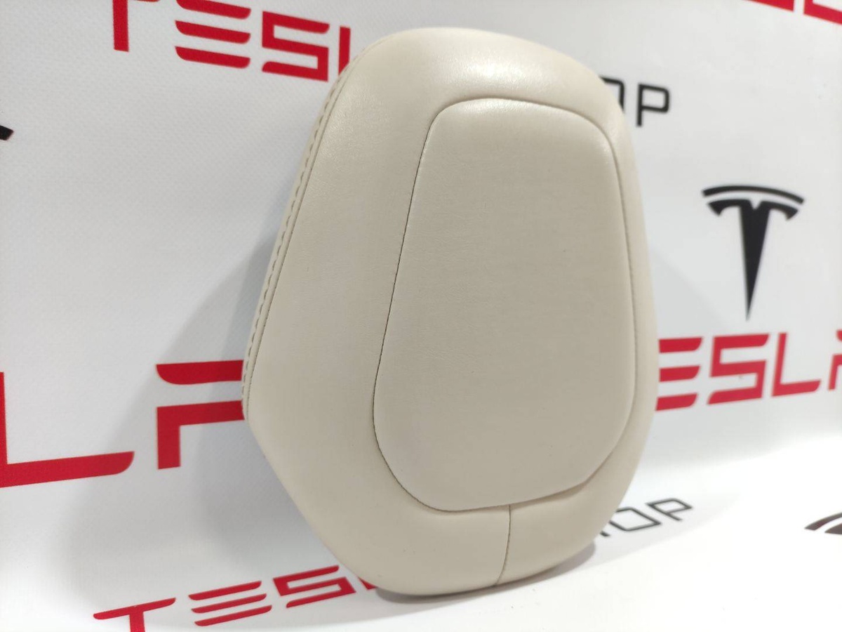 Подголовник к Tesla Model X 2019