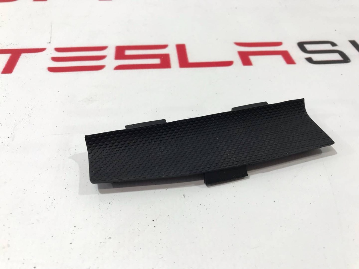 Заглушка к Tesla Model S 2013