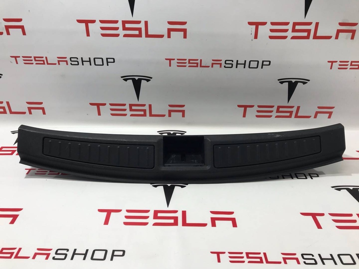 Пластик к Tesla Model S 2013